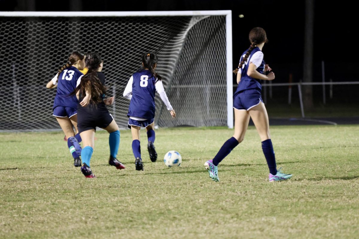 Malina Bunwat looks for an opportunity to score.